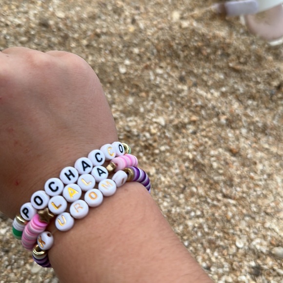 Handmade Sanrio clay Brad bracelets - Picture 2 of 2